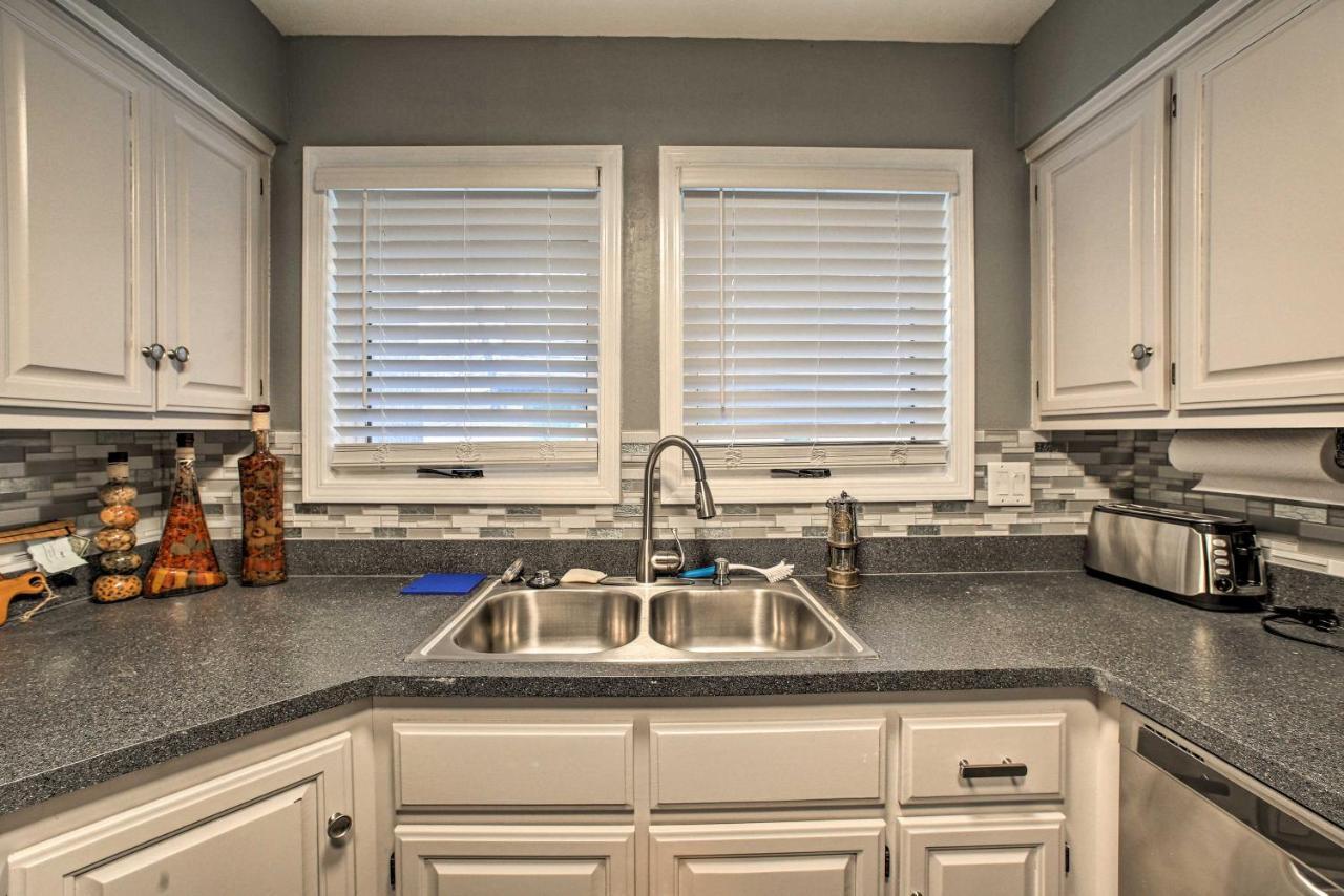 Renovated Lakefront Escape With Private Dock And Deck! Bella Vista Exterior foto